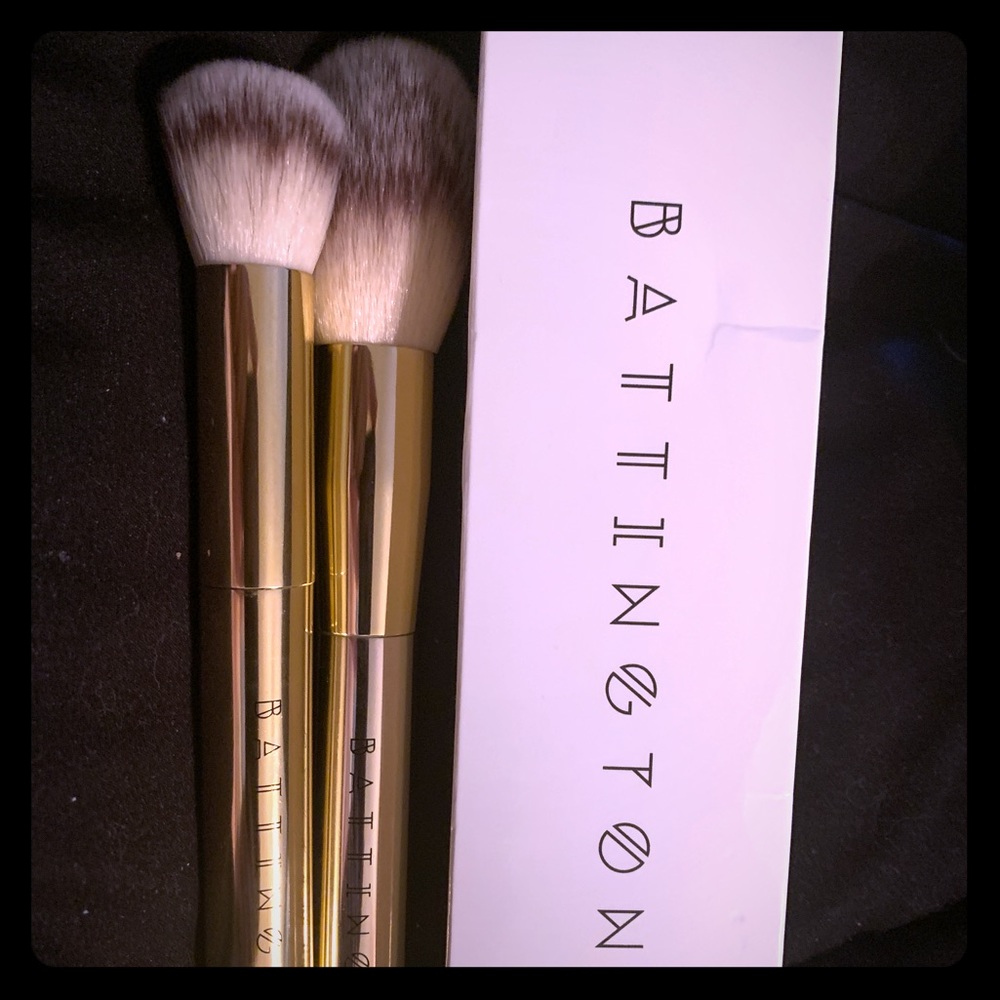 Battington makeup brushes. BNIB!!!!
